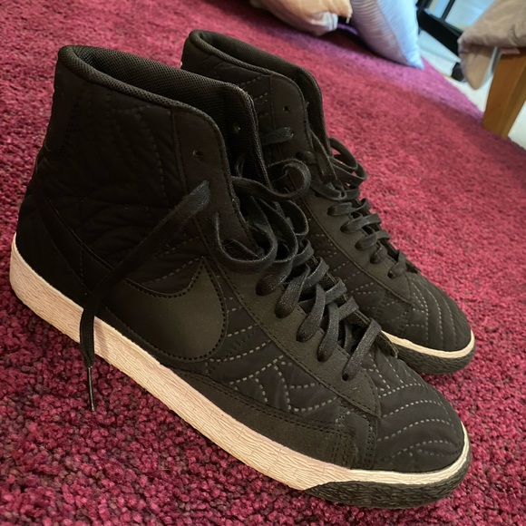 Nike Shoes - Nike Blazer sneakers